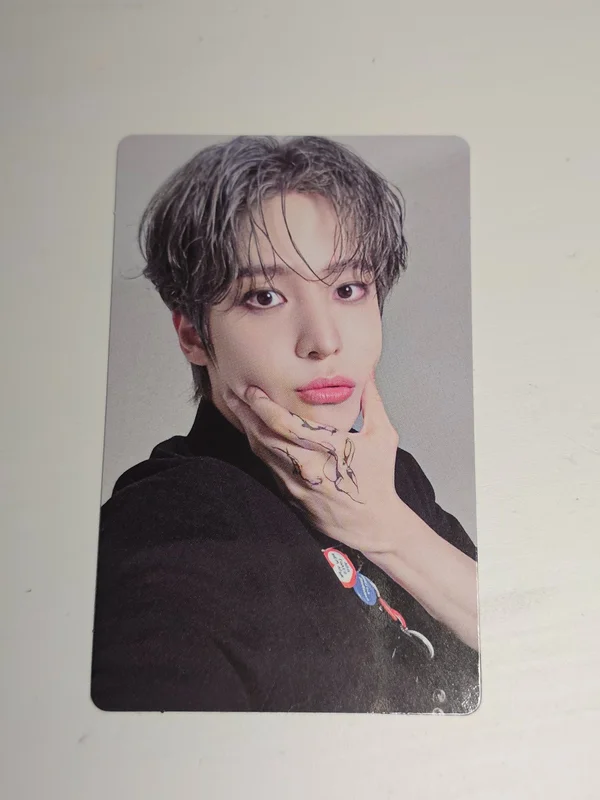 2025 SEASON'S GREETINGS KQ SHOP