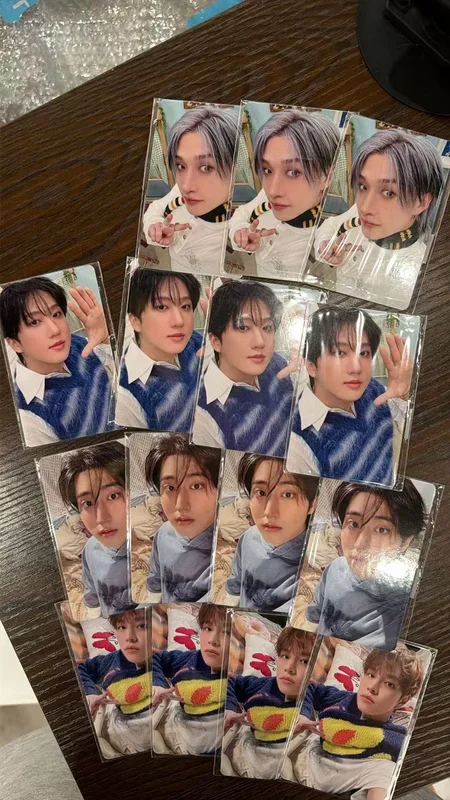Stray Kids 6TH FANMEETING STAY in Our Little House REWARD