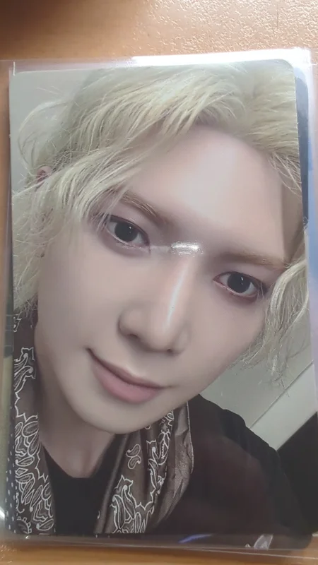 ATEEZ 7TH ANNIVERSARY OFFICIAL POP-UP '8ROOM' RANDOM PHOTOCARD PACK ver.B