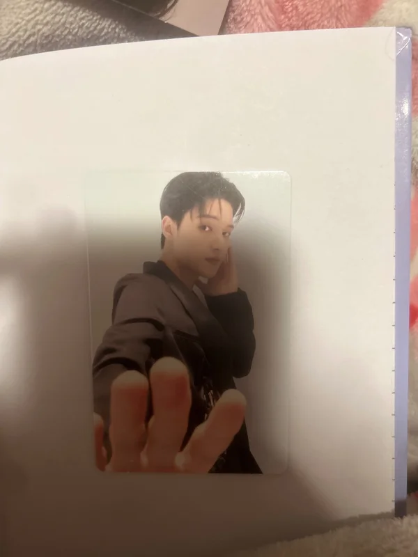 GOLDEN HOUR : Part.1 Target Exclusive