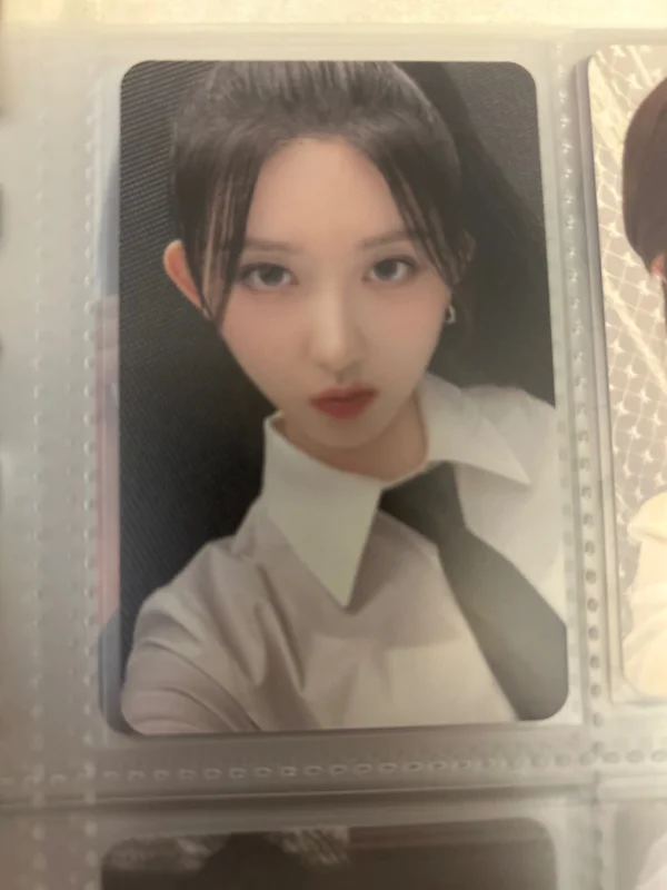 IVE THE 1ST WORLD TOUR SHOW WHAT I HAVE RANDOM PHOTOCARD PACK