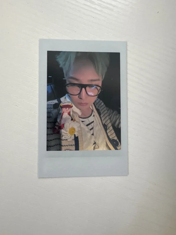 G-DRAGON 2025 WORLD TOUR [bermensch] REWARD