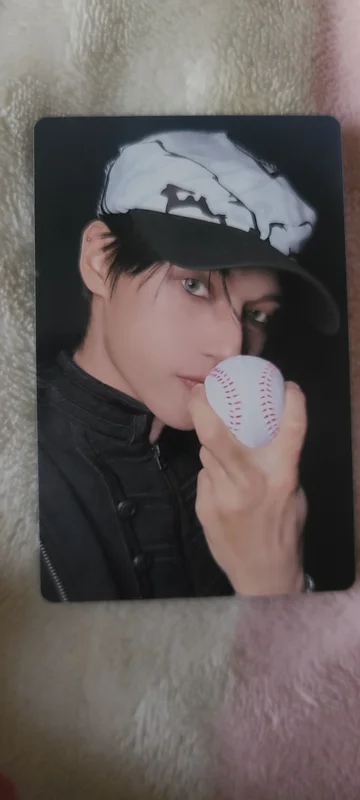 GOLDEN HOUR : Part.4 Walmart Exclusive