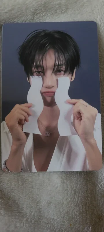 GOLDEN HOUR : Part.4 U.S.Exclusive