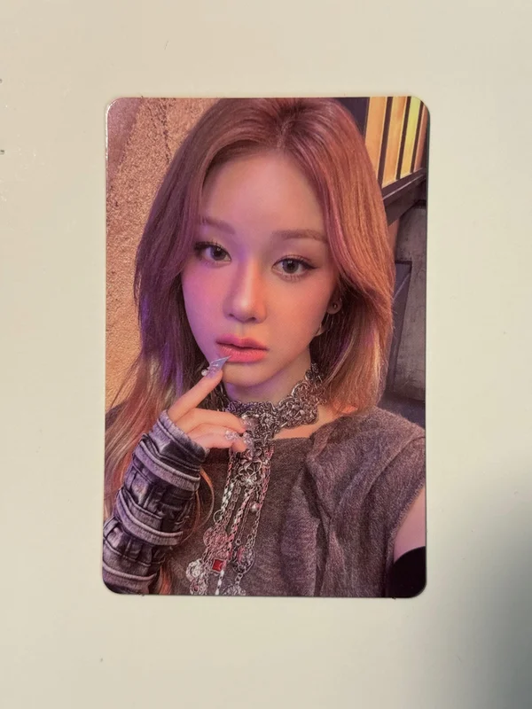 WE GO UP POSTCARD Ver.