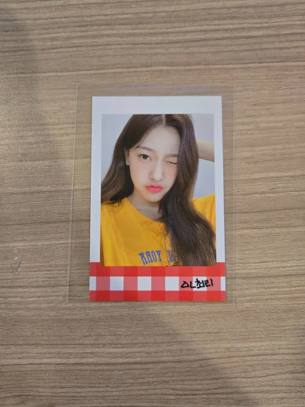 LOONA ISLAND : Summer Dreams of Girls