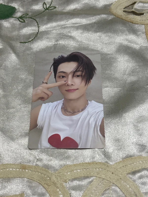 ROMANCE : UNTOLD Weverse Albums Ver.