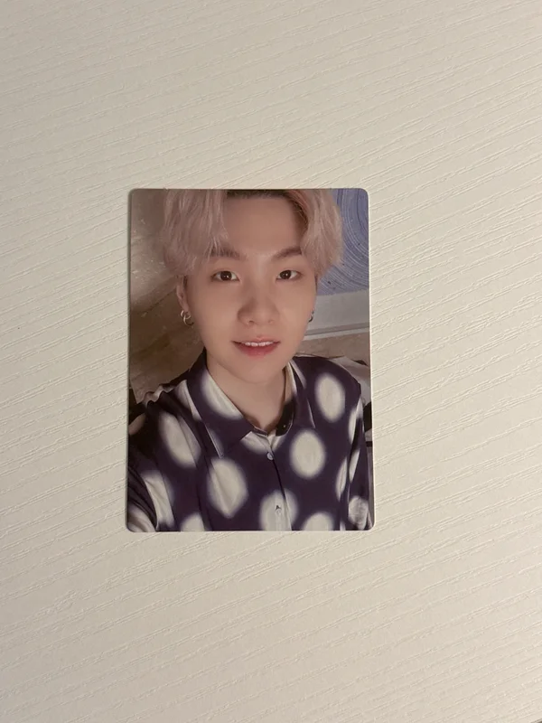 ARMY MEMBERSHIP: MERCH PACK