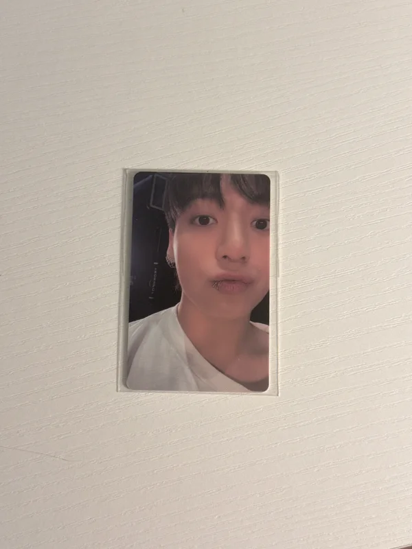 GOLDEN WEVERSE
