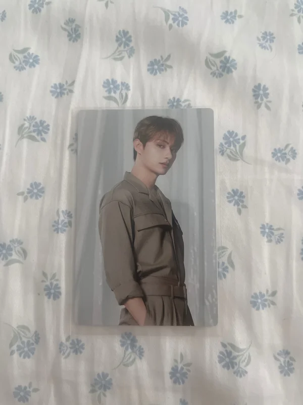 SEVENTEEN WORLD TOUR [BE THE SUN] Trading Card Set