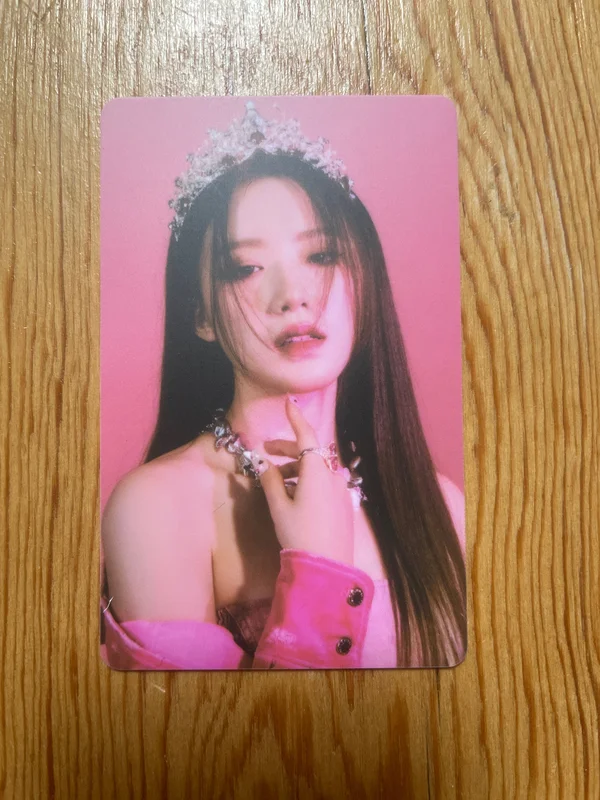 I feel PocaAlbum Ver. Queen Ver.