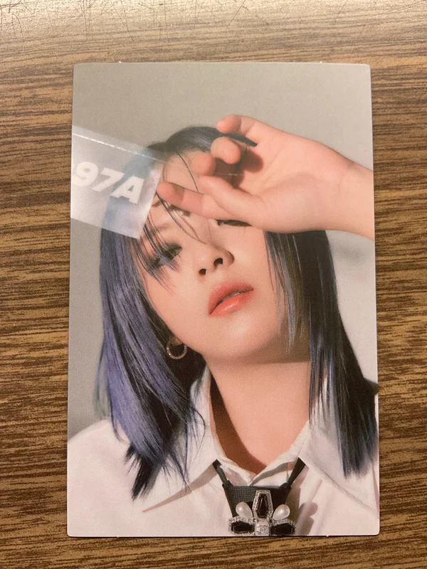 BETWEEN 1&2 JEONGYEON MESSAGE PHOTOCARD