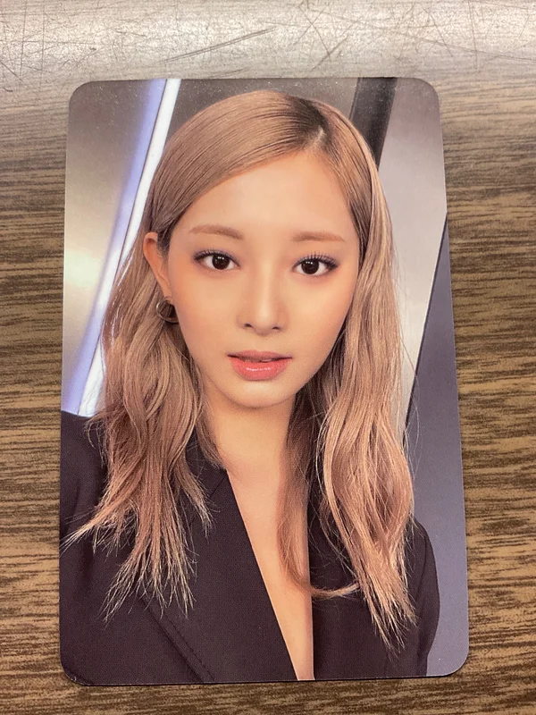 READY TO BE TZUYU SUIT