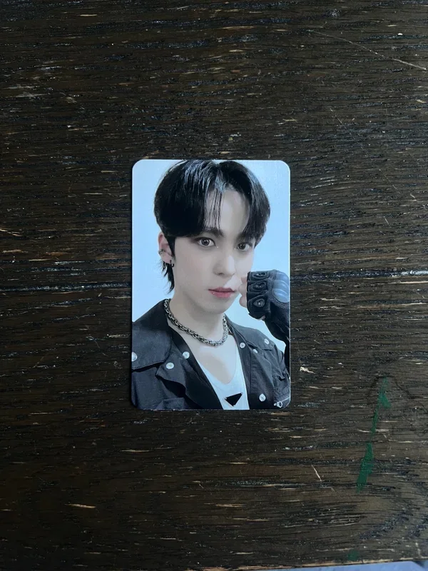 THE WORLD EP.2 : OUTLAW MINIRECORD