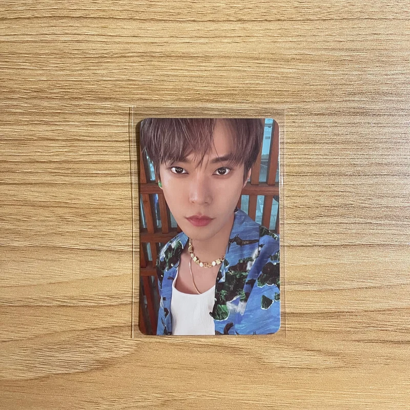 2 Baddies Photobook Ver. US ver.