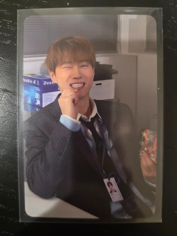 2026 SEASON'S GREETINGS RANDOM TRADING CARD SET A ver.
