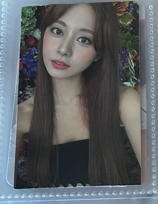 Eyes wide open - Tzuyu