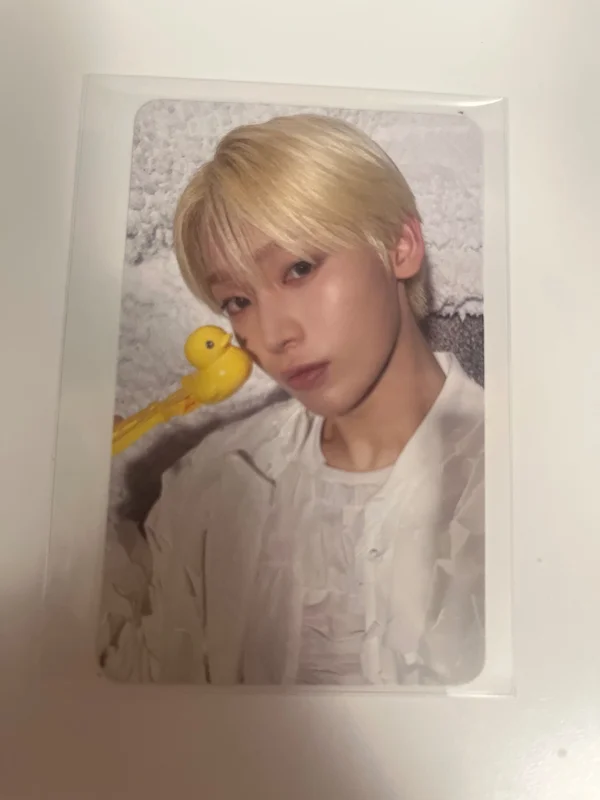 ROMANCE : UNTOLD -daydream- Weverse Albums ver.