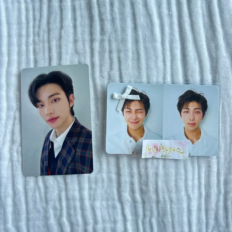 Hyunjin Christmas EveL