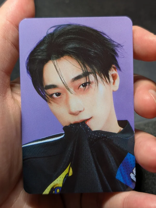ATEEZ (SAN) ANITEEZ POP-UP STORE ANITEEZ IN COLOR RANDOM TRADING CARD