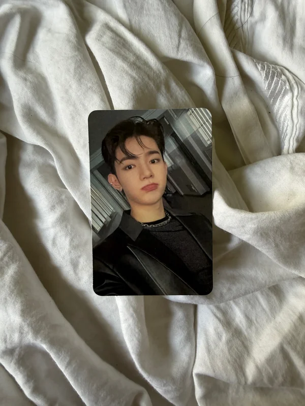 YOUTH IN THE SHADE DIGIPACK Ver.