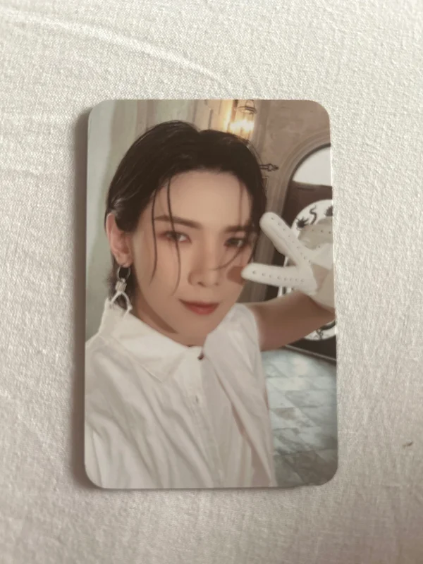 The World EP.2: Outlaw Platform Ver. Yeosang