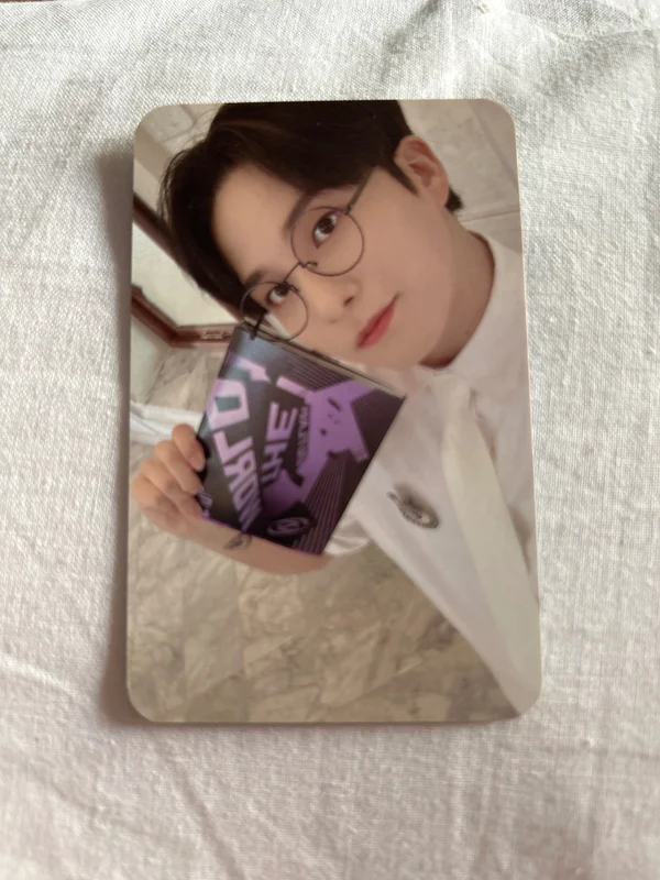 The World EP.2: Outlaw Platform Ver. Jongho