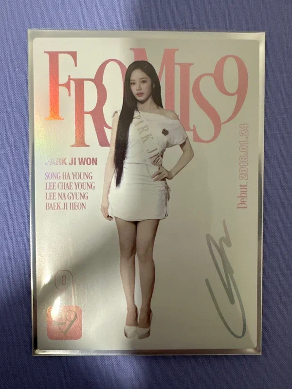 MIIMCA x TELECA COLLECTION CARD MAGAZINE