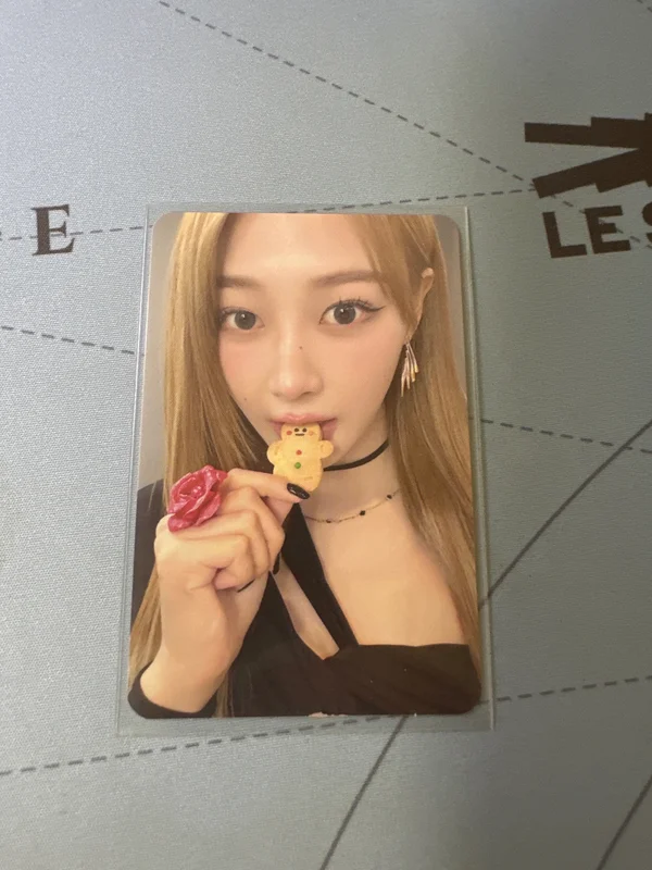 2023 PINK CHRISTMAS RANDOM PACK