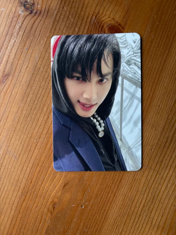 BE AWAKE Jewel Case Ver.