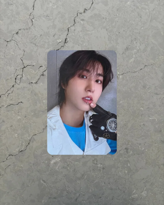 THIS & THAT FANS ALBUM VER. FANS SHOP