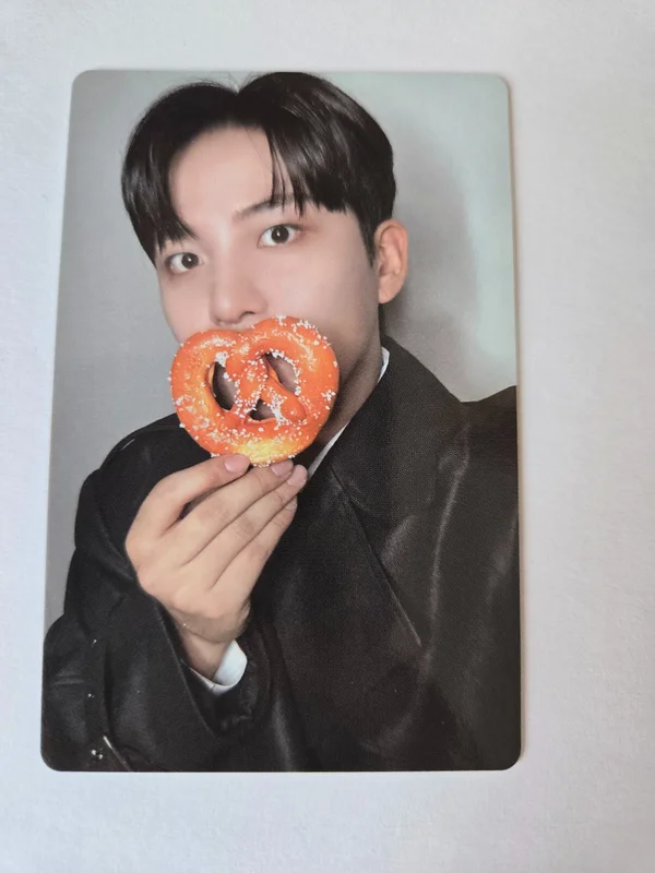 GOLDEN HOUR : Part.4 Europe Exclusive