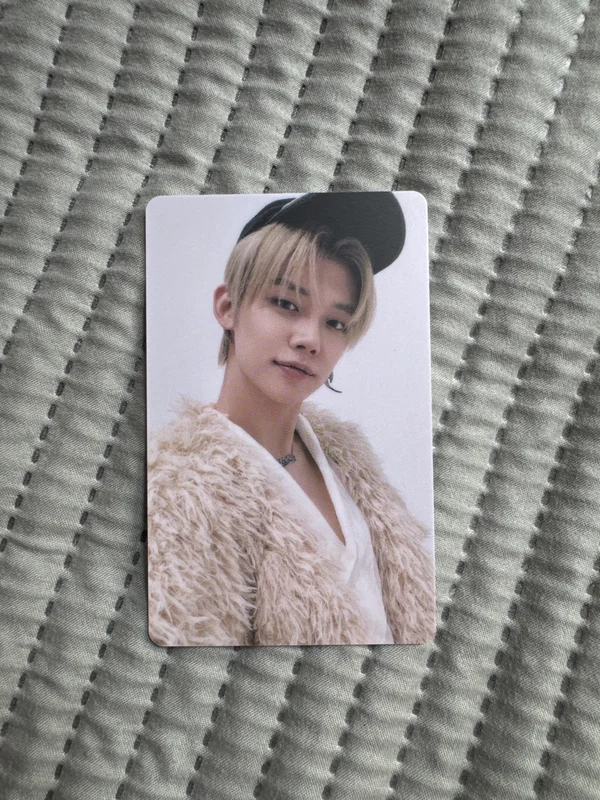 TXT YEONJUN THURSDAYS CHILD SOUND WAVE LUCKY DRAW