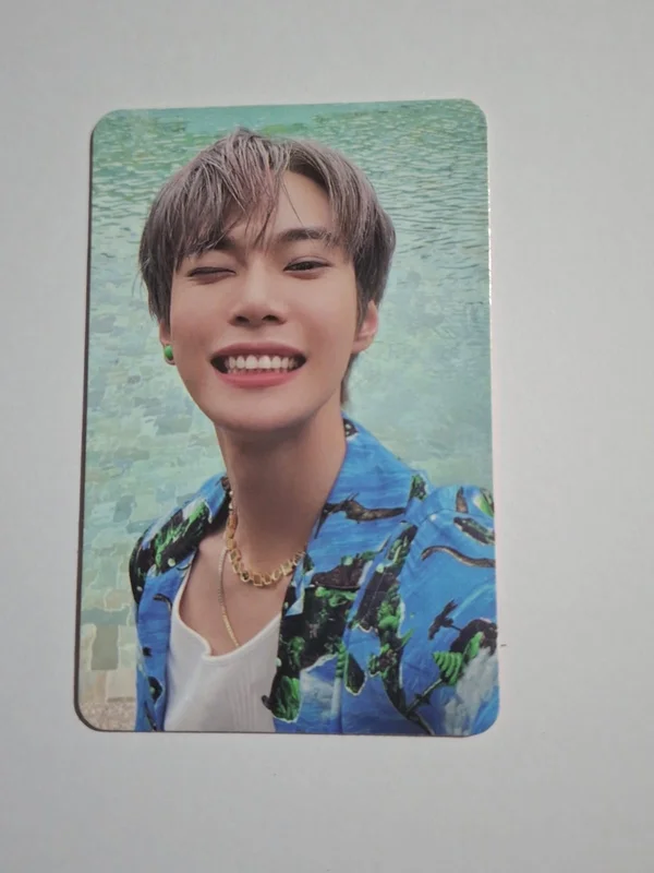 2 Baddies Photobook Ver. 2 Baddies Ver.