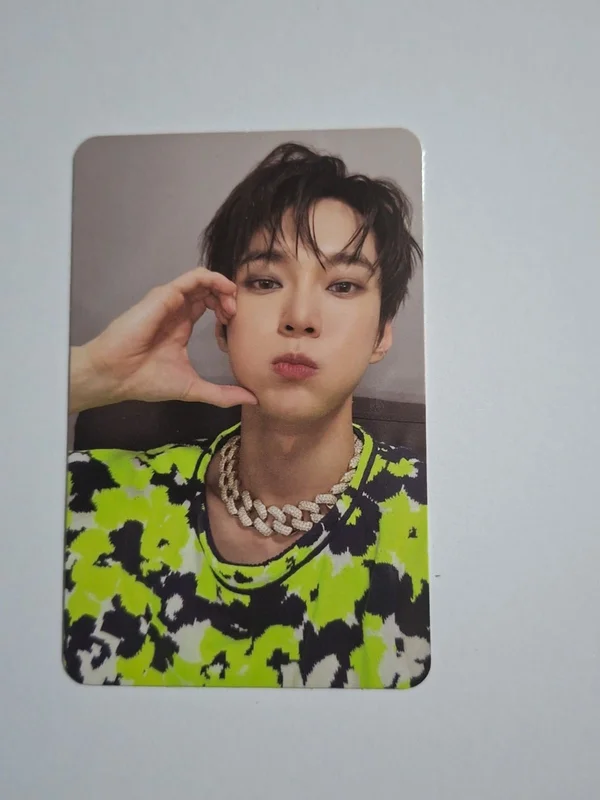 2 Baddies Photobook Ver. KR Ver.