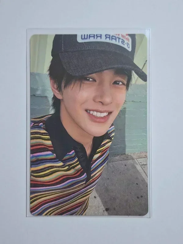 COLOR OUTSIDE THE LINES Scene 1 ver.