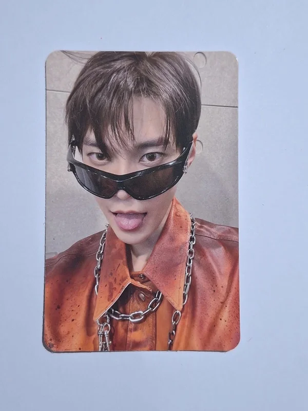 2 Baddies Digipack Ver.