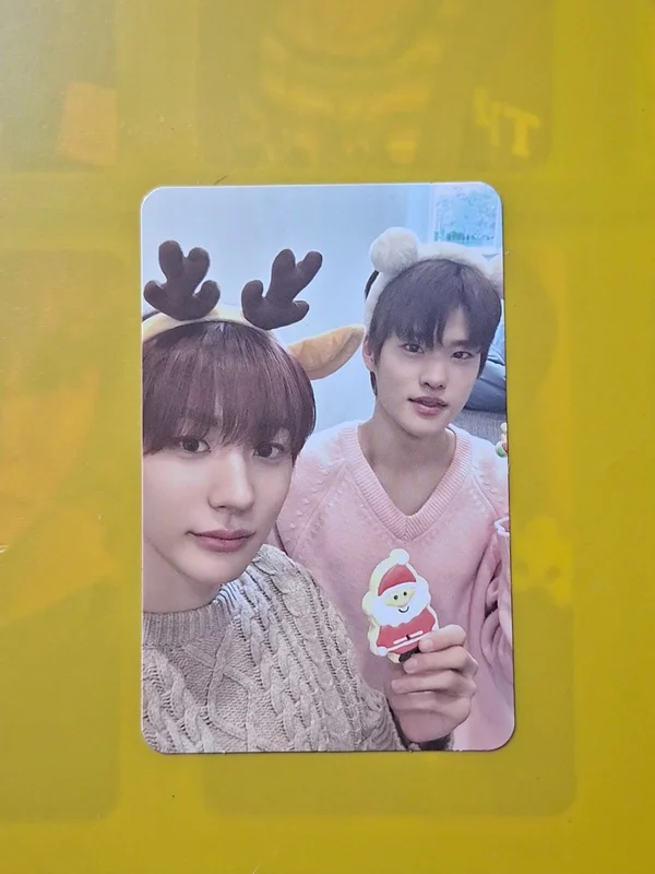 2023 PINK CHRISTMAS RANDOM PACK SPECIAL