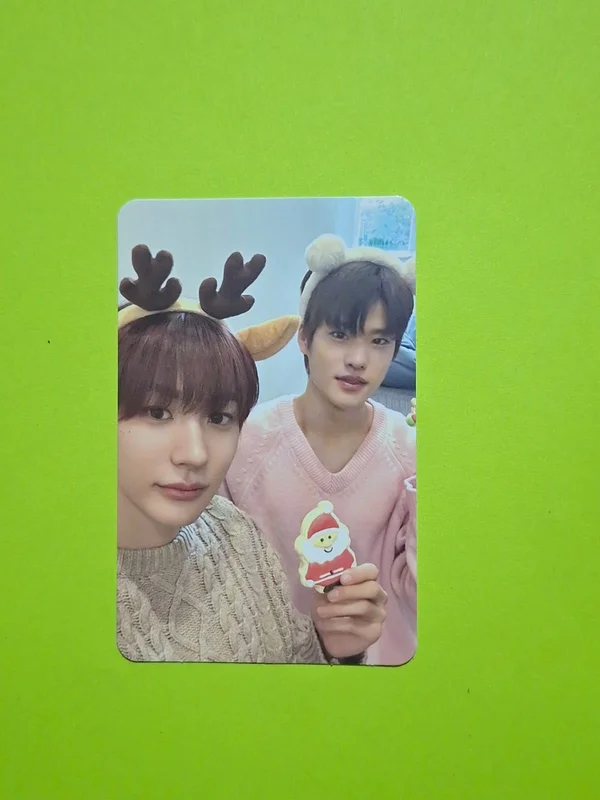 2023 PINK CHRISTMAS RANDOM PACK SPECIAL