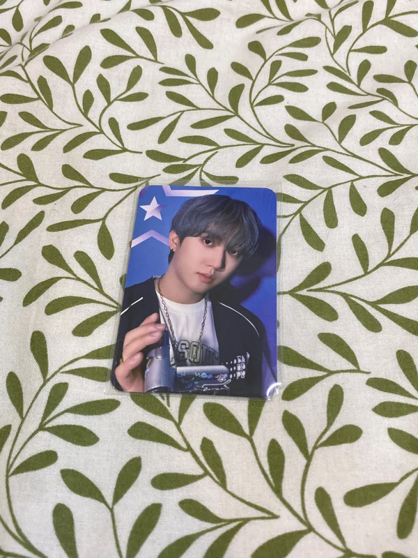 2025 Seasons Greetings [The Street Kids] YES24