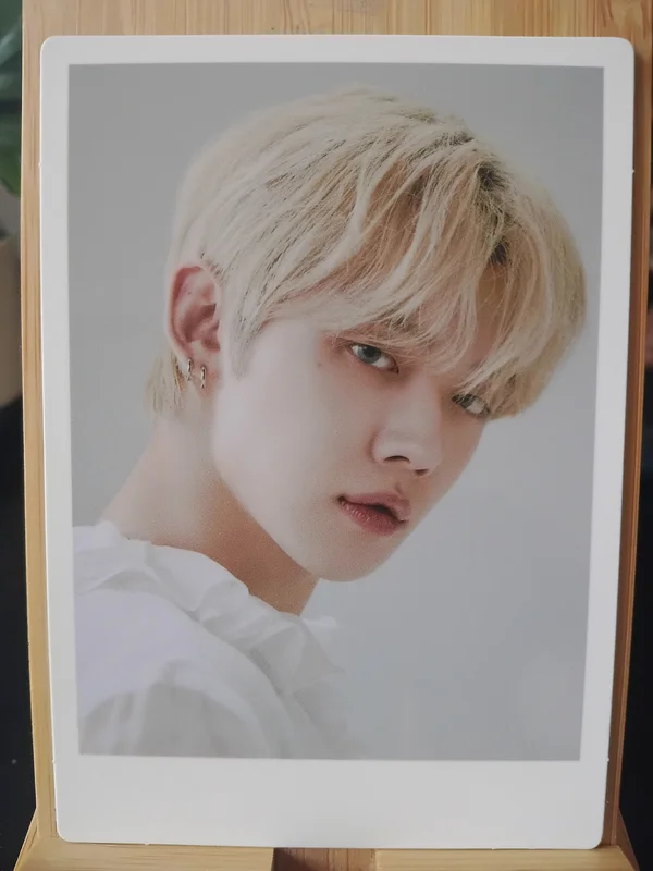 TOMORROW X TOGETHER WORLD TOUR ACT : LOVE SICK Mini Photo Card