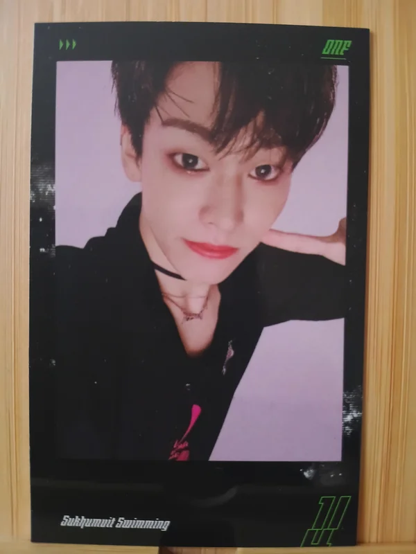 SPIN OFF POLAROID SET