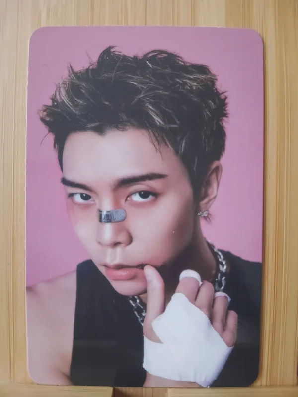 2025 SEASON'S GREETINGS RANDOM TRADING CARD [A ver.]