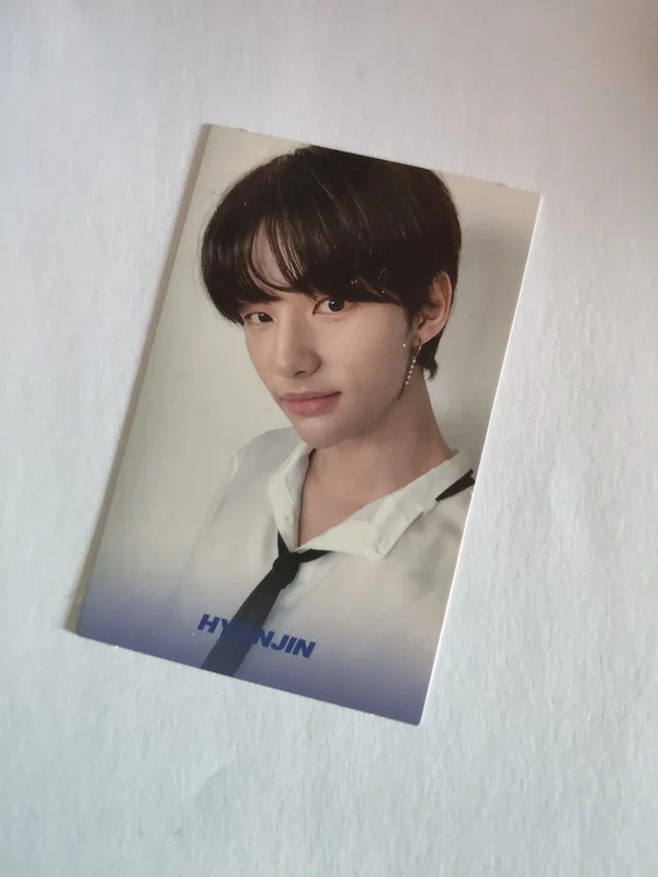 Hyunjin | Cl : LEVANTER