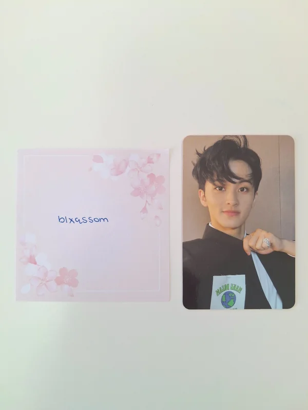 nct mark hello future dream agent ver! <3