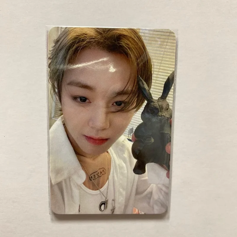 Blank or Black EVERLINE