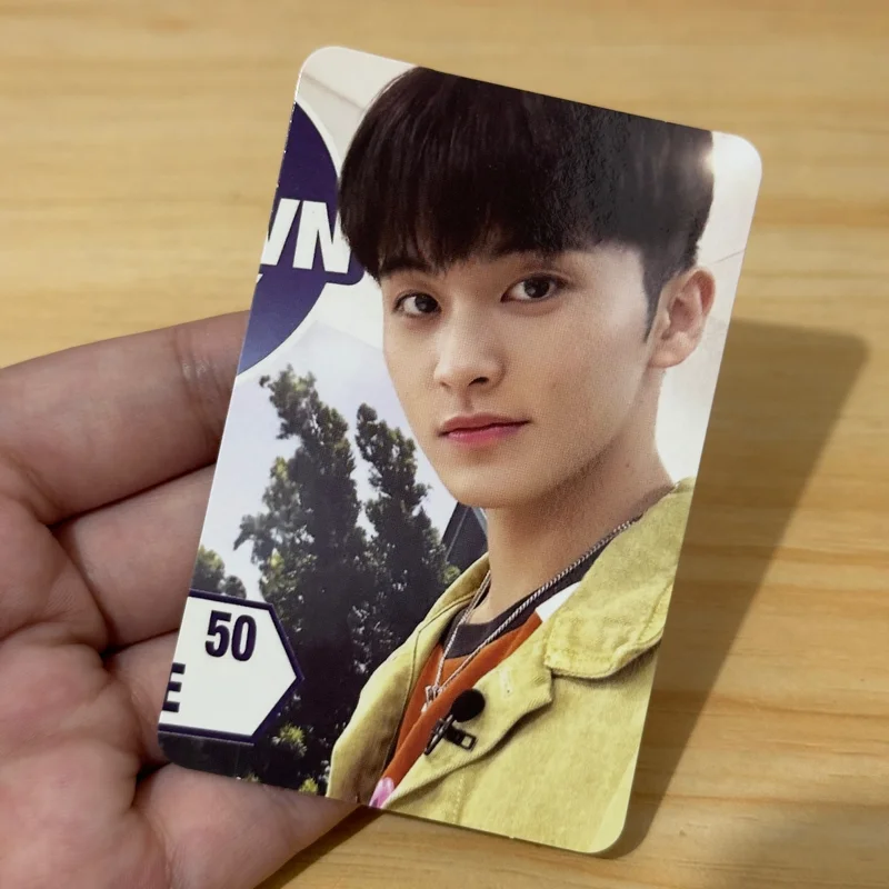 ISTJ [DREAM Agit : Lets get down] RANDOM TRADING CARD SET C Ver.