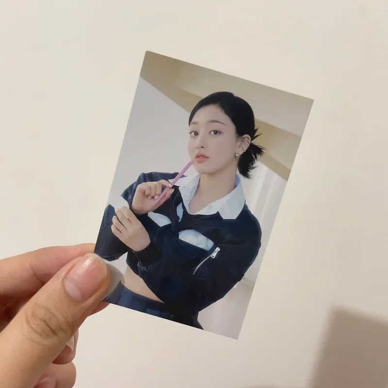 TWICE 5TH WORLD TOUR READY TO BE TRADING CARD