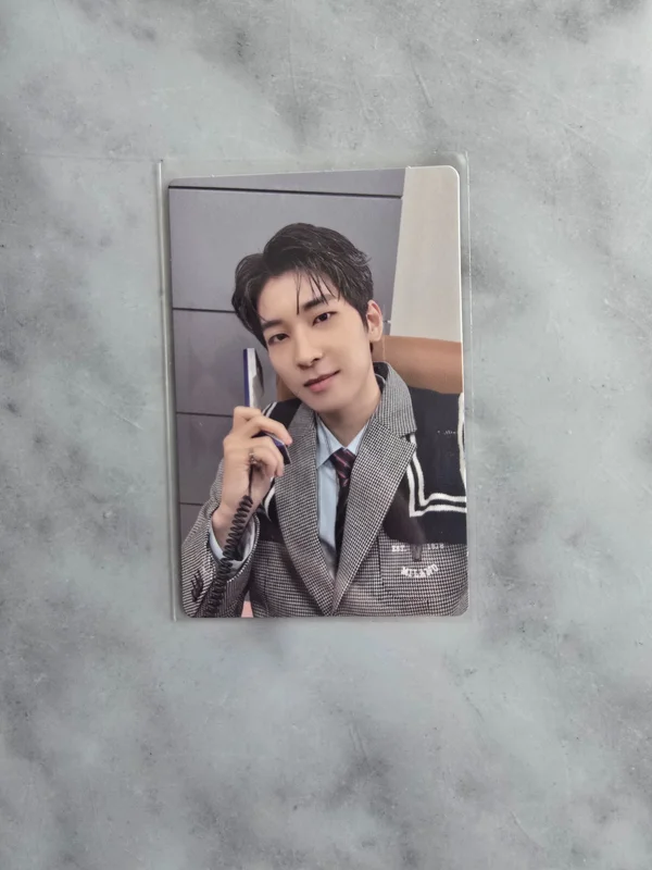 FML Faded Mono Life Ver.