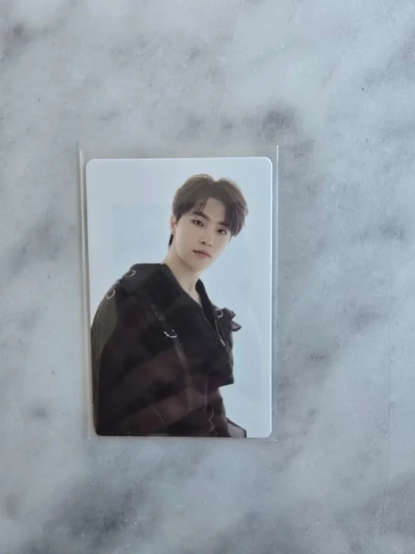 SEVENTEEN TOUR FOLLOW AGAIN Trading Card Set